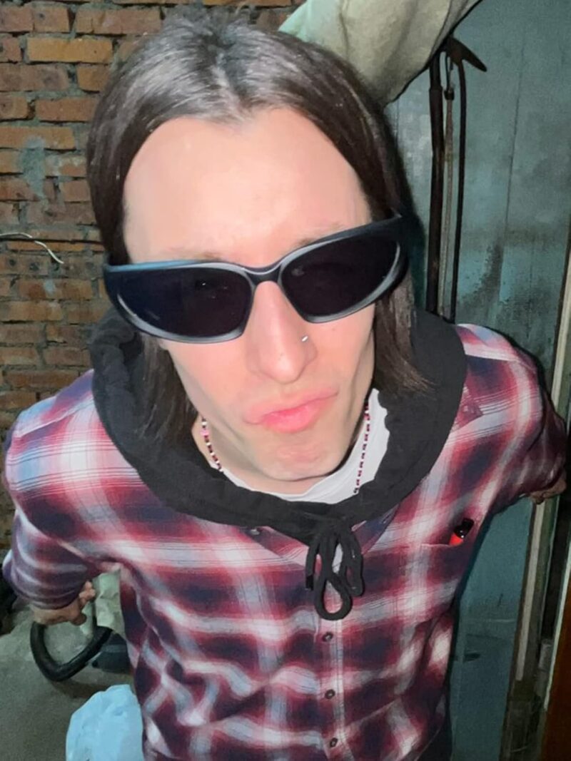 71FfCSk_TRL._AC_SL1500 Carsbyvictor Sunglasses Wraparound Wrap Around Sports Sunglasses for Men Women Fashion Oval Thick Frame Sun Glasses Stylish Sport Wrap Shades